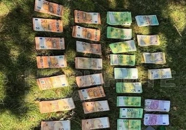Откриха 300 000 евро в домовете на задържани заради лабораторията за фентанил