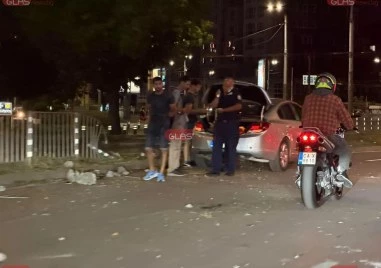 Тежка катастрофа в София, полиция и линейка са намясто