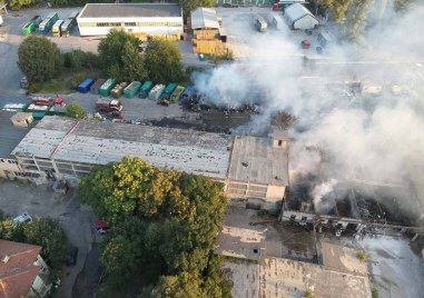Огнено утро в Пловдивско: Четири пожара избухнаха почти едновременно СНИМКИ