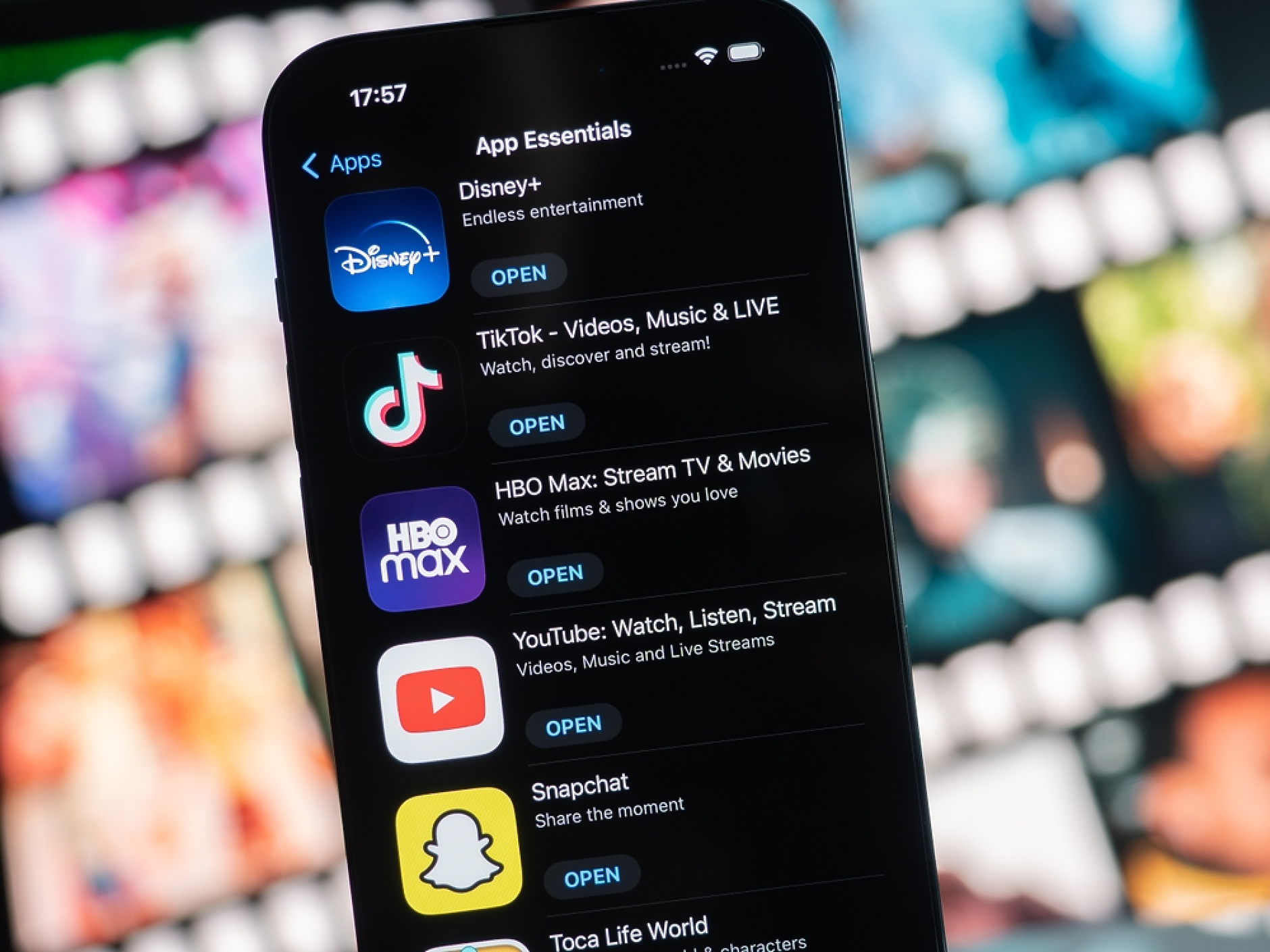 TikTok влиза в Disney+