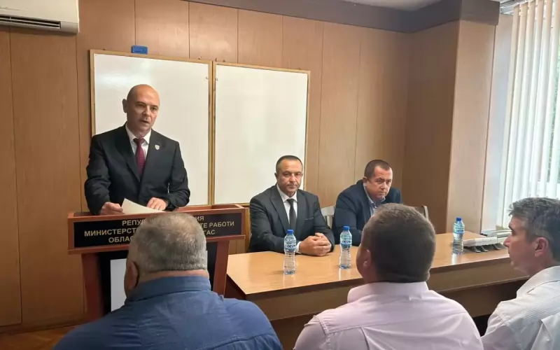 Демерджиев продължава с кадрилите в МВР