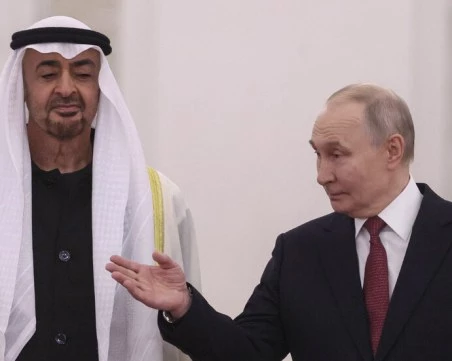 Путин обсъди ситуацията в Персийския залив и Украйна в телефонен разговор с колегата си от ОАЕ