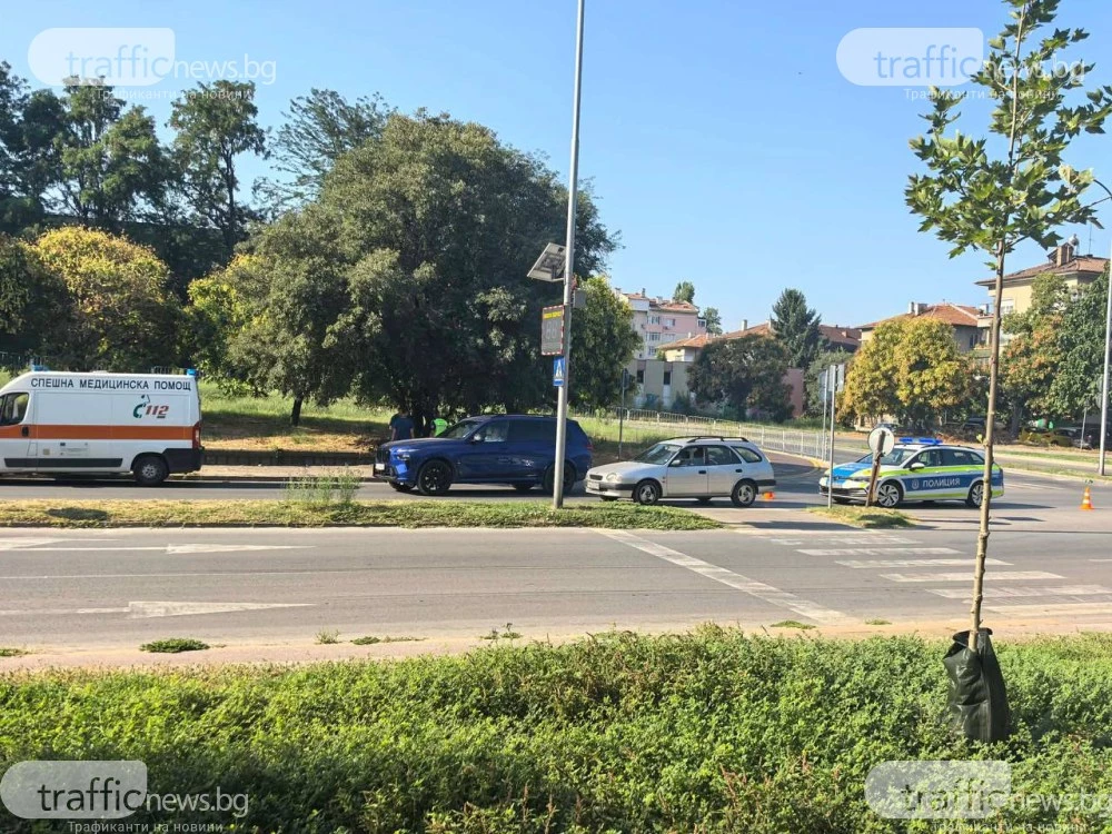 Възрастен велосипедист бе блъснат на пешеходна пътека в Пловдив СНИМКИ