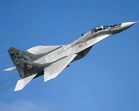 Полша ще предупреждава с SMS при вдигане на изтребители заради руски атаки срещу Украйна