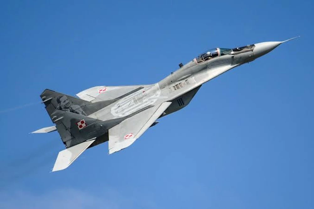 Полша ще предупреждава с SMS при вдигане на изтребители заради руски атаки срещу Украйна