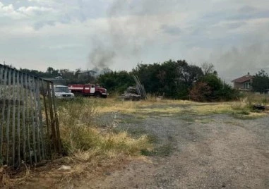 Пожар избухна край тополовградското село Българска поляна