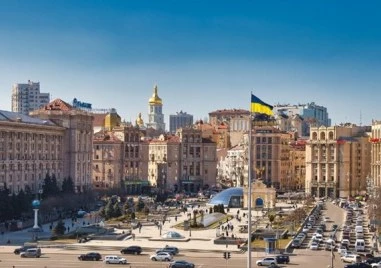 Украйна обяви най-мащабната валутна либерализация от началото на войната