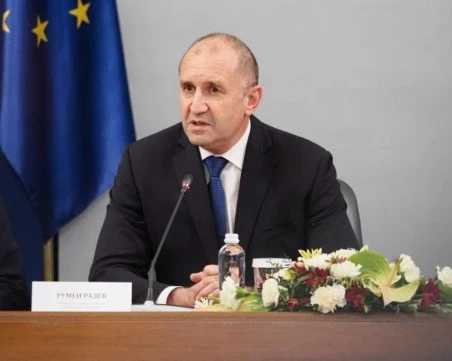 Румен Радев за убийството на Георги Кузев: Не можем да оставим децата в токсичната среда на социалните мрежи