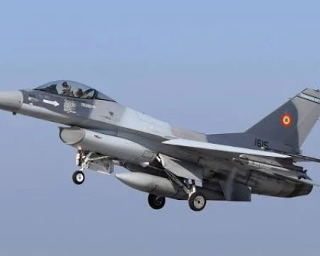 Румъния вдигна два F-16 заради дронове по границата с Украйна
