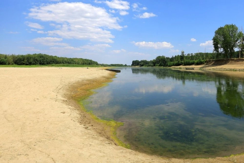 Екстремната суша спря АЕЦ 
