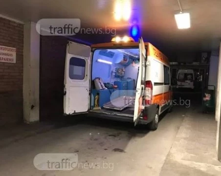 Верижна катастрофа на пътя Пазарджик-Пловдив прати двама в болница