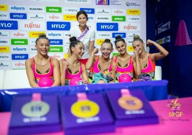Българският ансамбъл спечели бронз на пет топки на Световното във Франкфурт