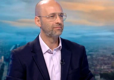 „Рискът влиза през екрана: Експерт за радикализацията на децата след убийството в Пловдив