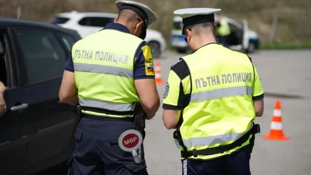 Полицията залови десетки пияни и дрогирани шофьори