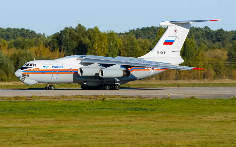 Руският Ил-76 кацна в Ниш след полет над България