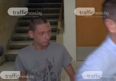 18-годишният Теодор, нападнал непалци в Пловдив, готов на споразумение! Ще ги убием, крещели при побоя