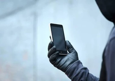 Порно, оръжия и мутри: Разкриха схема за онлайн рекет от фалшиви юристи