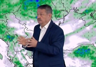 Проф. Рачев: Леко захлаждане от неделя, дотогава - горещо и сухо време