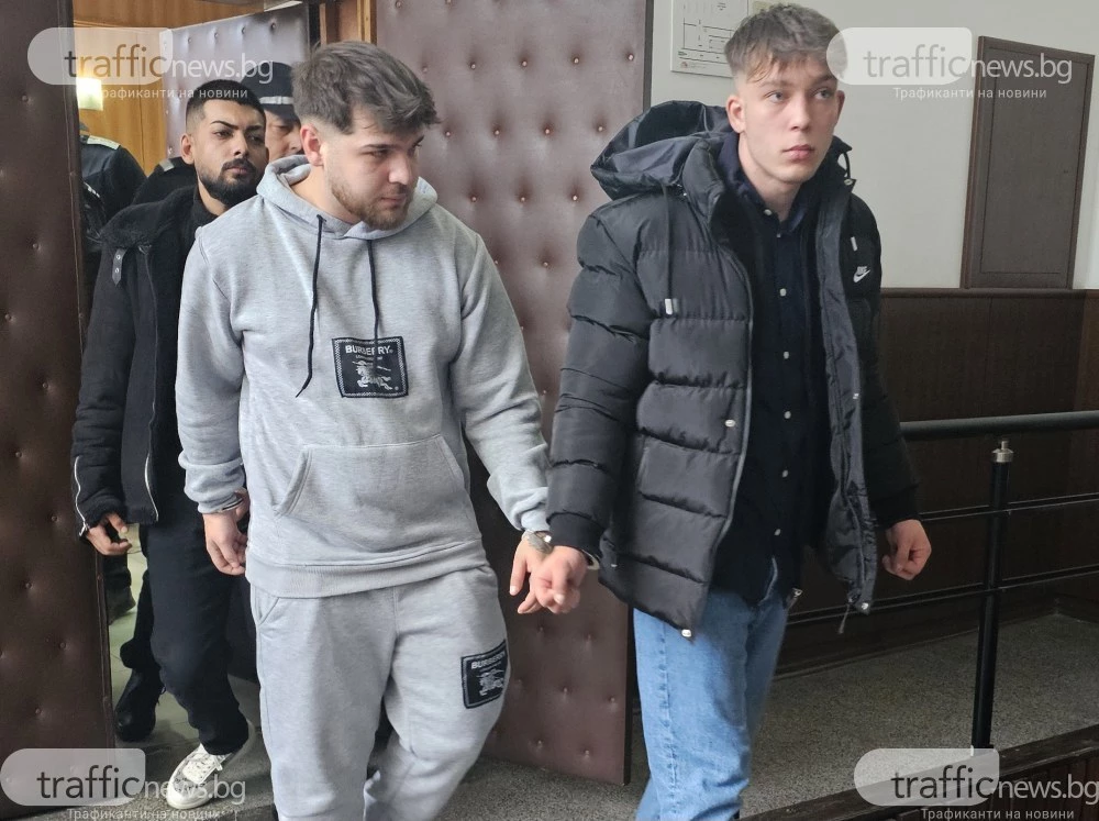 Тримата, зверски пребили и гаврили се с младеж край Панаира - на свобода с условни наказания