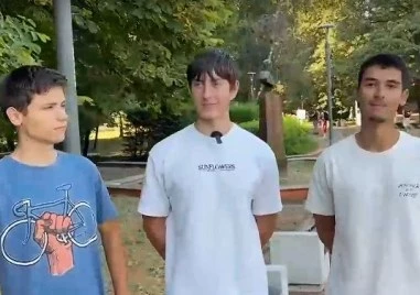 Браво! Младежи обиколиха България с велосипеди