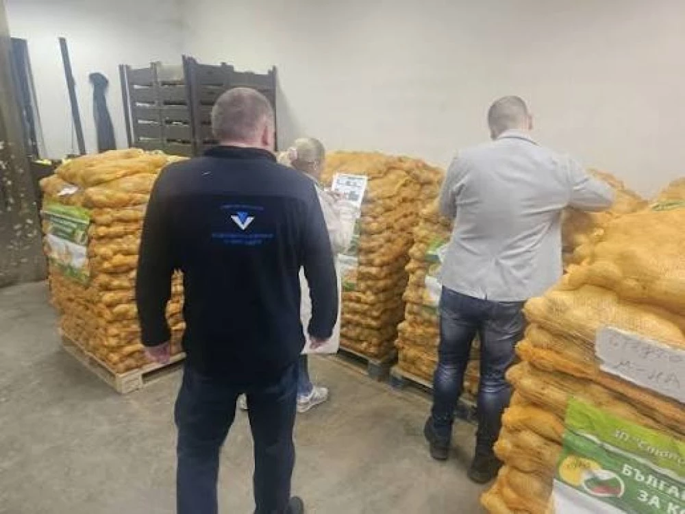 Проверки на НАП: следи се за нарушения по борси, пазари и тържища