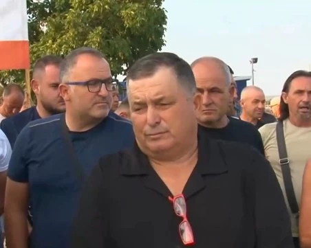 Земеделци на протест заради ниски изкупни цени
