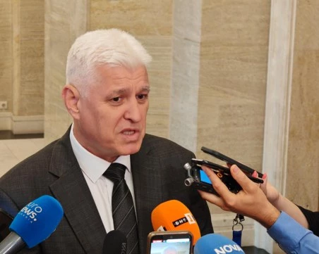 Опозицията поиска имена за „хибридната операция