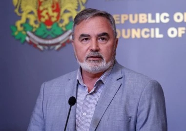 Доц. Ангел Кунчев подаде оставка