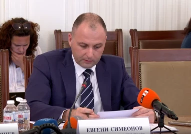 Евгени Симеонов: Няма риск от дефицит на горива, докато Лукойл работи на 90%