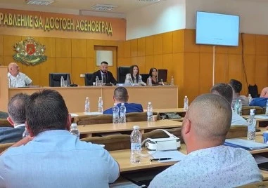 Обрат в Асеновград: Отложиха решението за Стоматологията, свикват обществено обсъждане