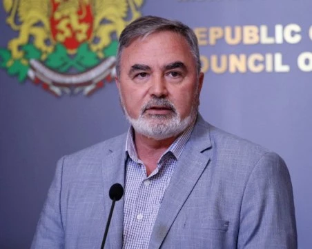 Доц. Ангел Кунчев подаде оставка