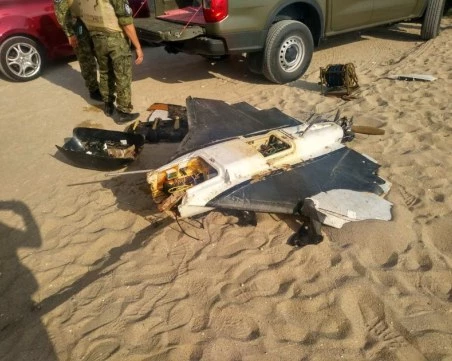 Морето във Варна изхвърли военен дрон