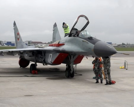 Отказаха ни F-16 и „Грипен