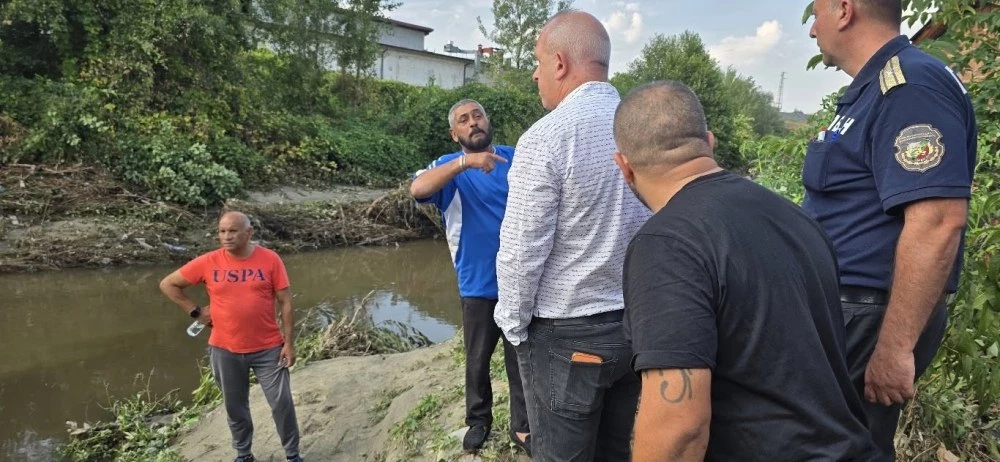 9 души са спасени при потопа в Пещера, но още се издирва изчезналият 58-годишен мъж