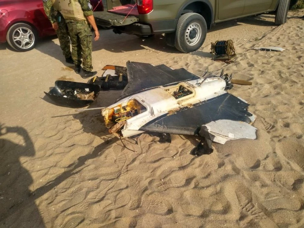 Морето във Варна изхвърли военен дрон