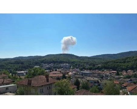 Контролирано взривяват боеприпаси край село Белица, ще задействат BG-ALERT