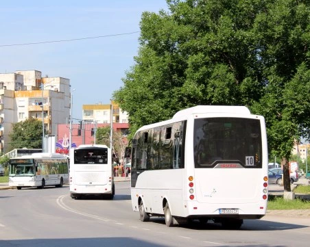 Мачът Ботев - Левски спира движението на автомобили покрай Колежа тази неделя