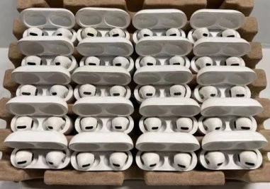 Български фирми в схема за 20 млн. евро с AirPods, петима са арестувани в Чехия