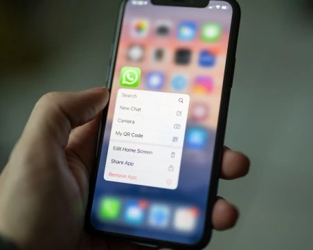 Таен чат в WhatsApp движил стотици милиони евро за престъпност и екстремизъм