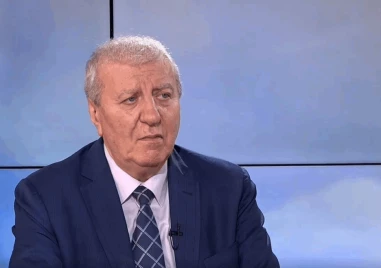 Александър Томов се кандидатира за президент