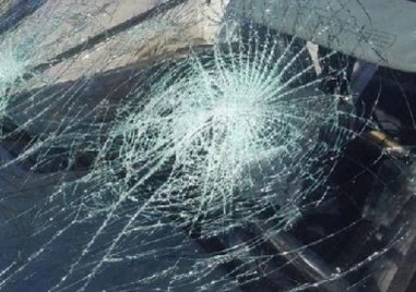 Двама мъже потрошиха автомобили в Пловдив и Хисаря