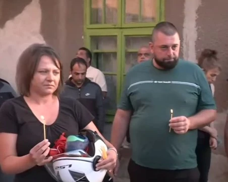 Моторист загина след полицейско преследване, близките му обвиняват униформените