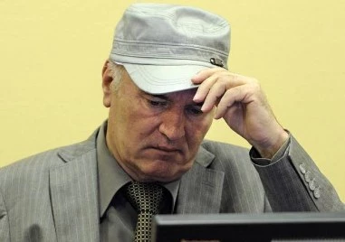 Хиляди жалби за прославяне на Ратко Младич заляха прокуратурата в Босна