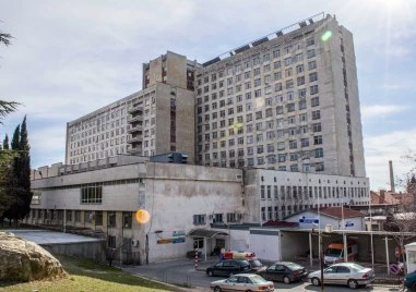 Пациент бе открит мъртъв на пейка в коридора на болница в Стара Загора
