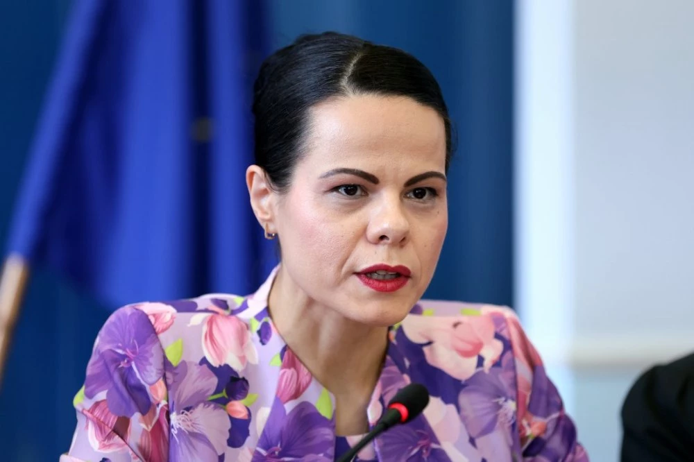 Депутатите изслушват здравния министър Катя Ивкова заради спорни реформи и оставки