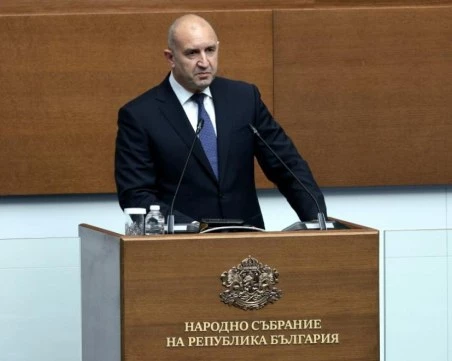 Радев за Германия: Безразсъдно действие, но такова е и да атакуваме Русия с далекобойни оръжия