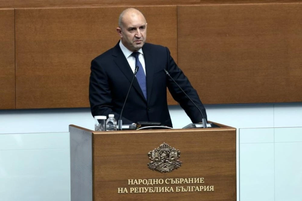 Радев за Германия: Безразсъдно действие, но такова е и да атакуваме Русия с далекобойни оръжия