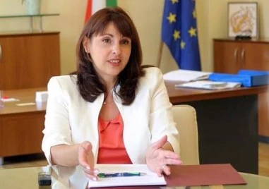 Наталия Ефремова: Ще има увеличение на минималната заплата, реалистичното - с 40-50 евро