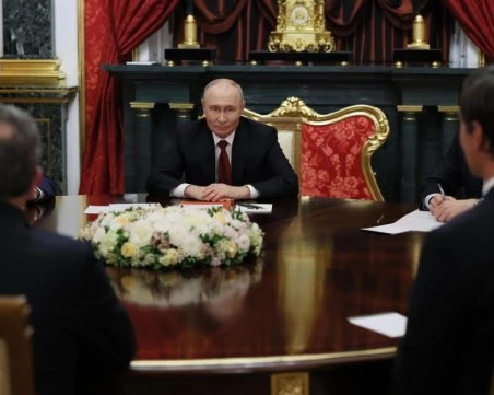 Пратениците на Тръмп разговаряха три часа с Путин, предстои среща със Зеленски