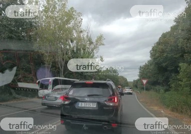 Брутално задръстване на юг от Бургас: Хиляди тръгнаха към дома след последното море СНИМКИ